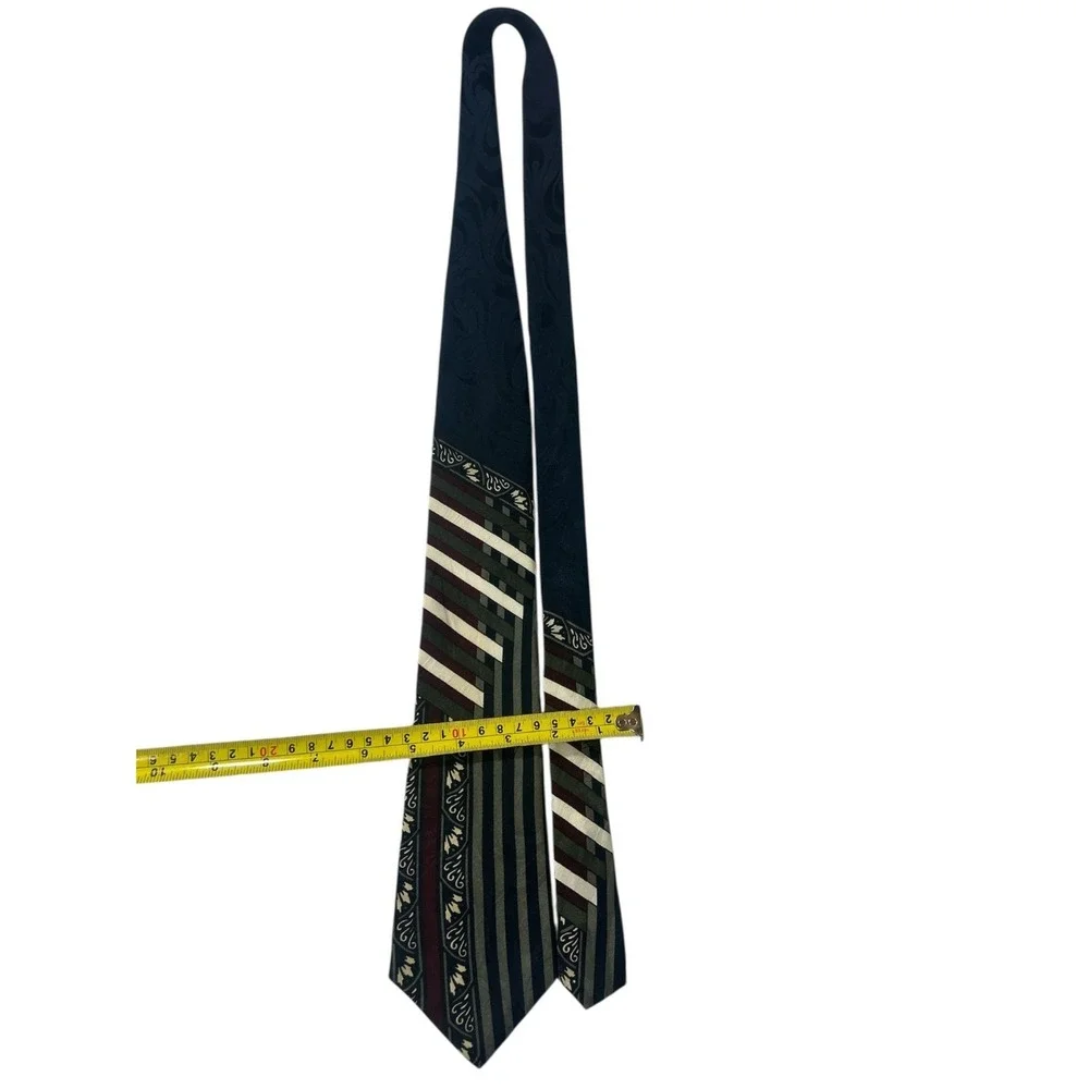 Vintage 100% Silk Tie Made in USA - Classic Ornamental Power Business‎ Necktie